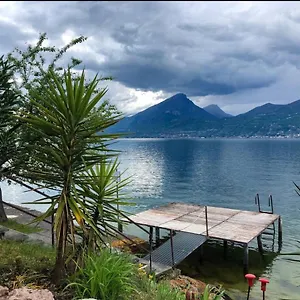 Moderno Con Ampia Terrazza Castelletto Di Brenzone